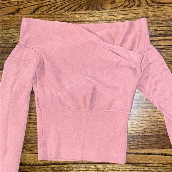 Pink off the shoulder fitted long sleeve - Picture 2 of 4